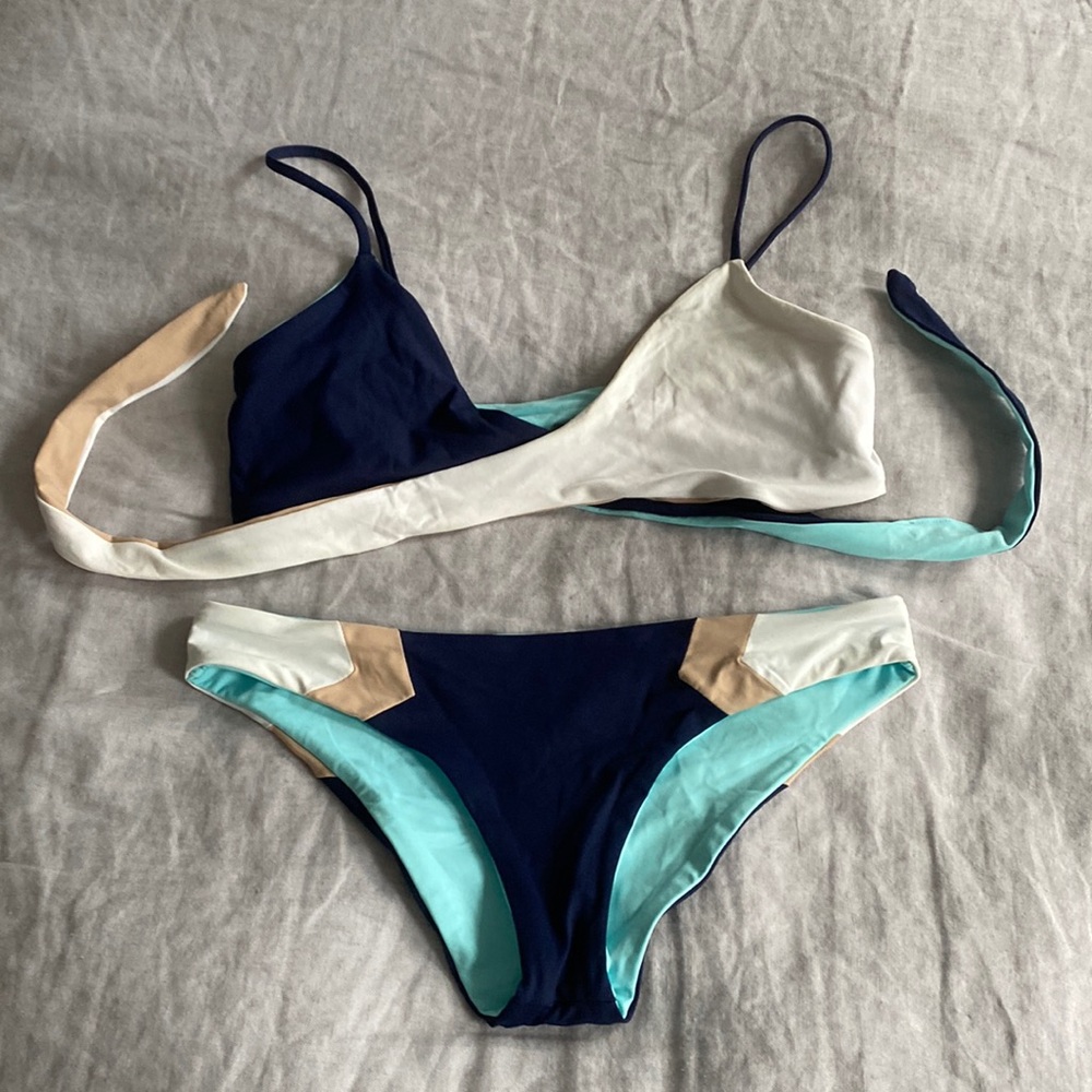 Reversible Color Block L Space Bathing Suit